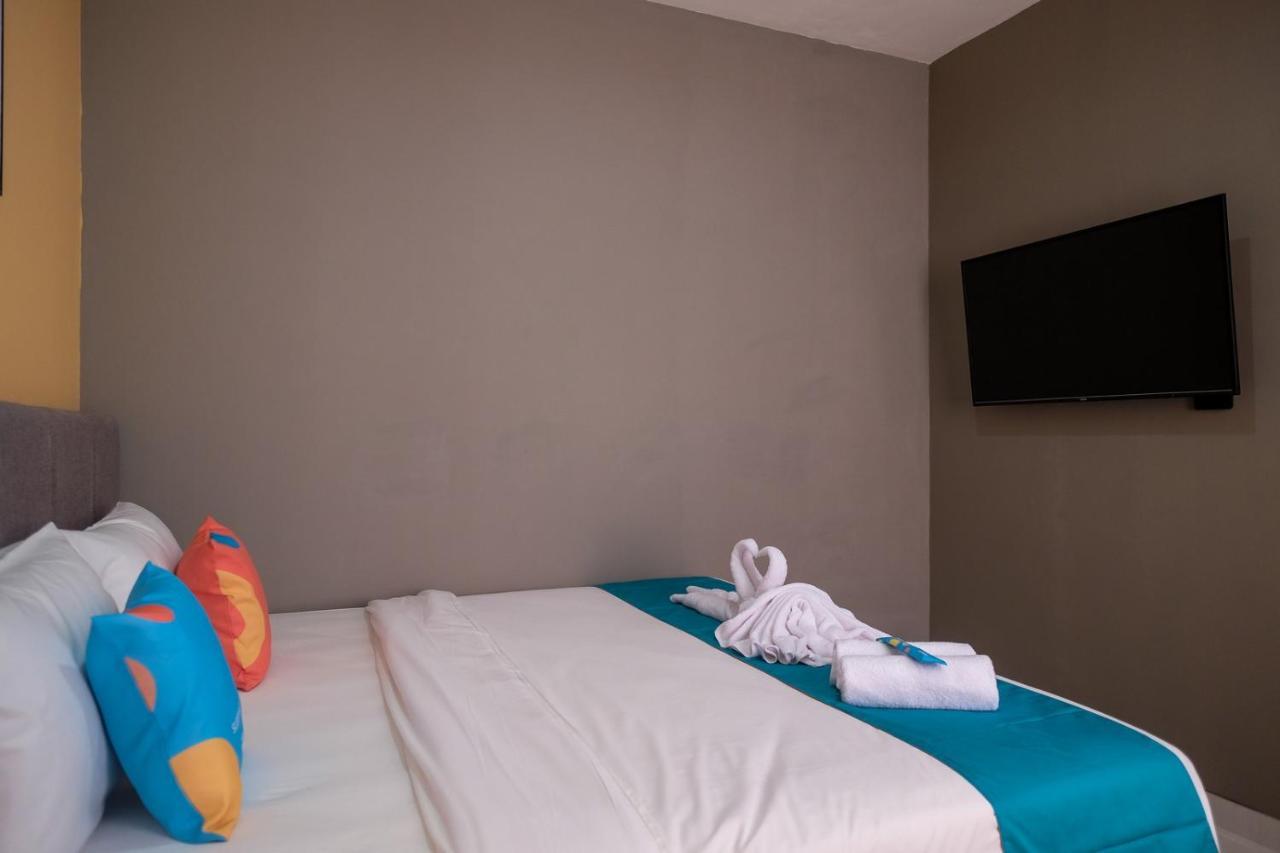 Sans Hotel Fourth Loft Solo Екстериор снимка